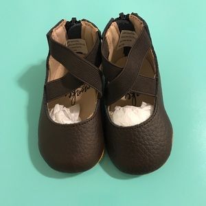 3-6 Brown Ballet Monkey Feet